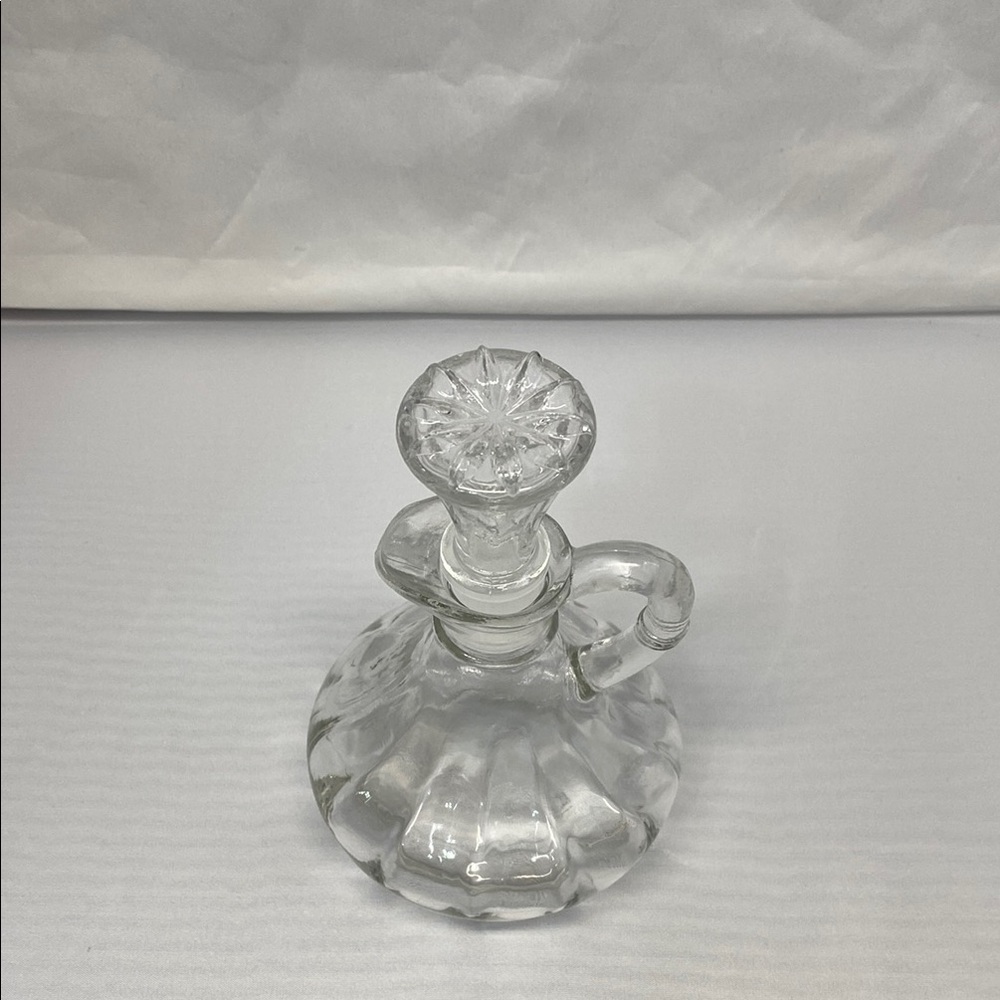 Anchor Hocking Cruet for Oil/Vinegar - Picture 2 of 8